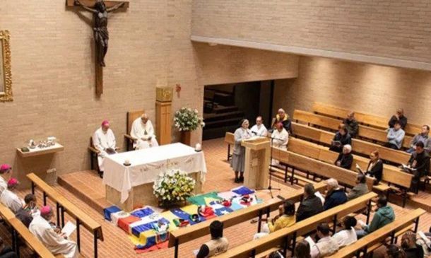 La asamblea, símbolo del servicio