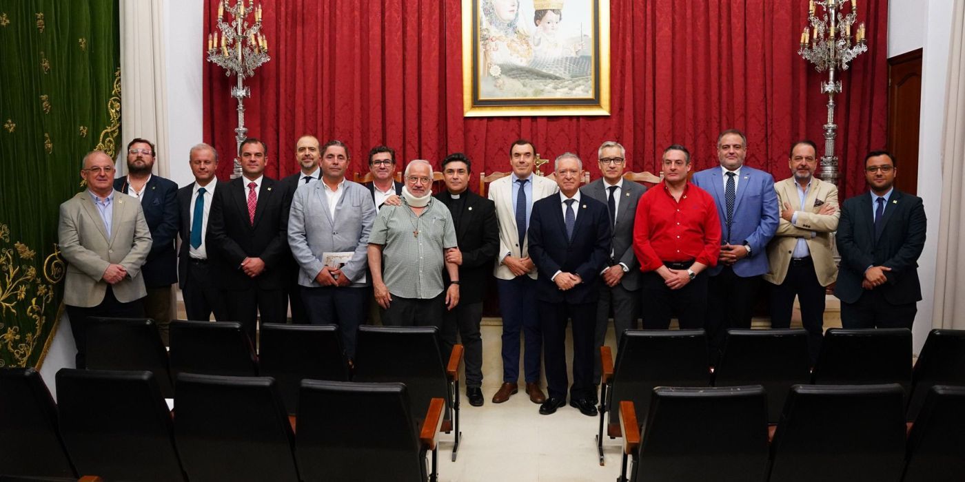 Reconocimiento a la Fraternidad de Lucena por su Devoción a la Virgen de Araceli